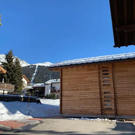 Hotelski Hotel